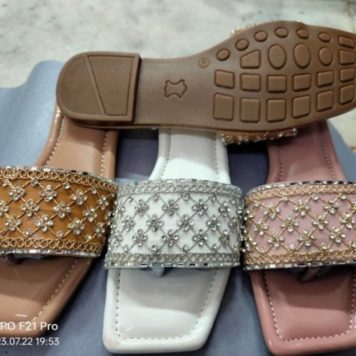 Embroidered Handcrafted Flat Ladies Slipper