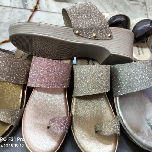 Glitter Finish Toe Ring Heel Ladies Sandal