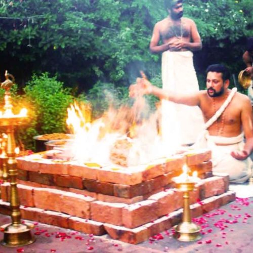 Putra Santhanam Pooja Service