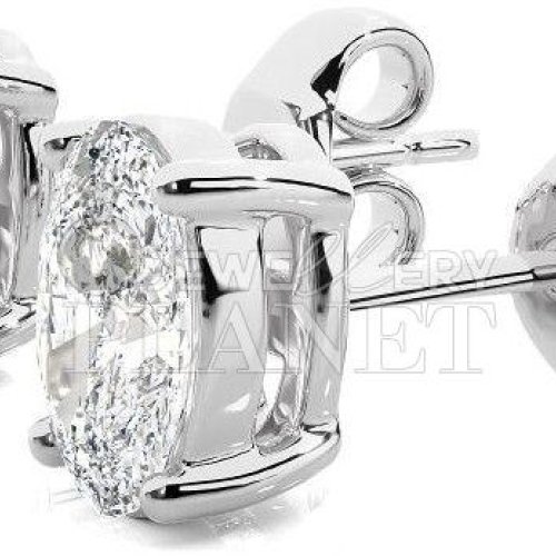 10K White Gold Round Diamond Stud Earrings