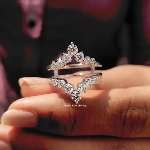 Round Cut Moissanite Ring