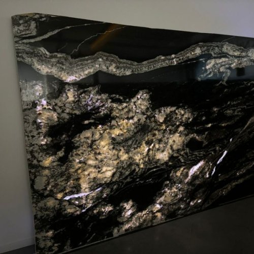 Obsidian Frost Granite Slab