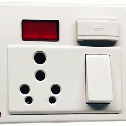 SU-022 6 16A 5in-one Combined Switch