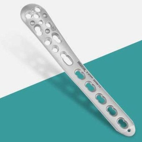 Metaphyseal Distal Medial Tibial Plate