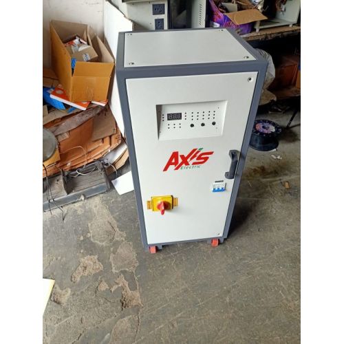 Servo Controlled Voltage Stabilizer