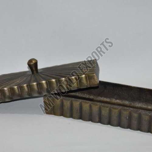 Long Ribbed Jewelry Box with Sunburst Lid