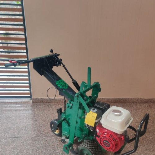 Grass Carpet Cutting Machine