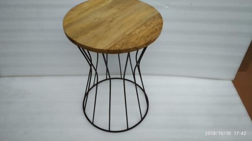 Round Wooden &AMP; Metal Wire Frame Side Table