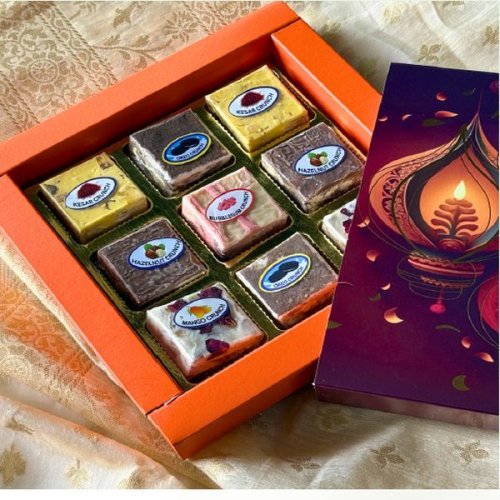 9 Assorted Crunchy Bite Chocolates Gift Box