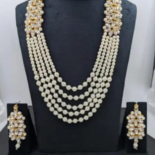 White Kundan & Pearl Necklace Set