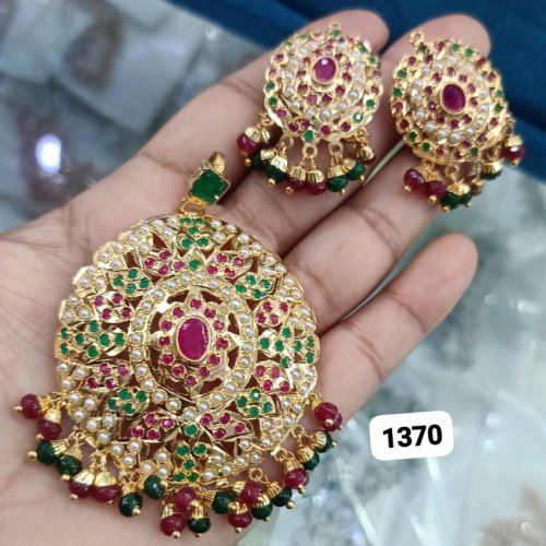 Bandhai Earrings
