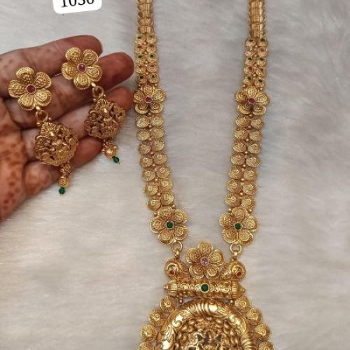 Temple Jewellery Necklace Set
