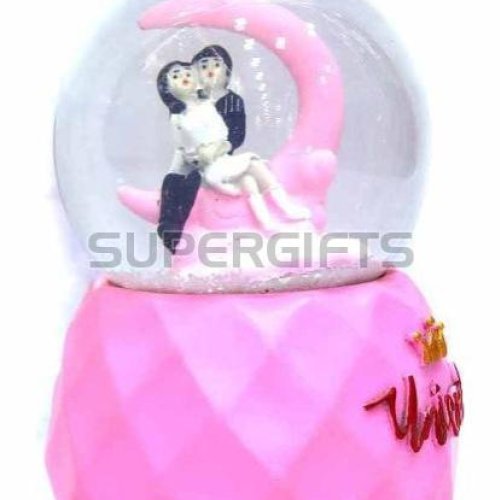 Romantic Couple LED Crystal Globe
