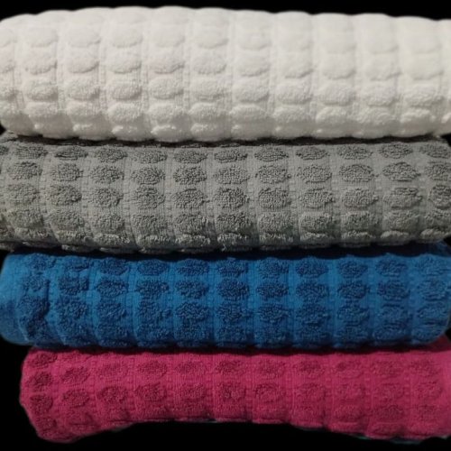 Magenta Waffle Weave Cotton Bath Towel Set