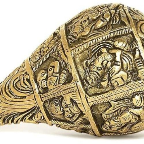 Carving Brass Conch Shell Ganesha Shankh