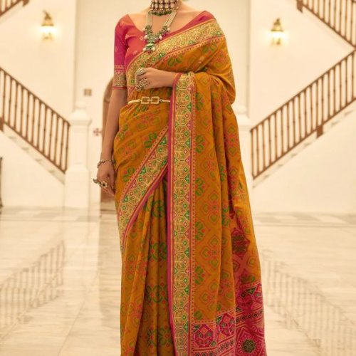 Ladies Designer Patola Silk Saree