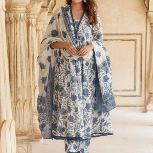 Ladies Stylish Anarkali Kurti Set