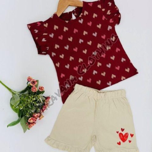 Girls Heart Print T-shirt with Shorts
