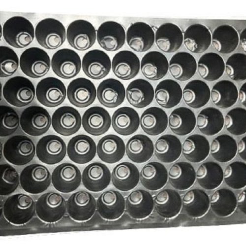 Plastic 70 Cavity Round Seedling Tray