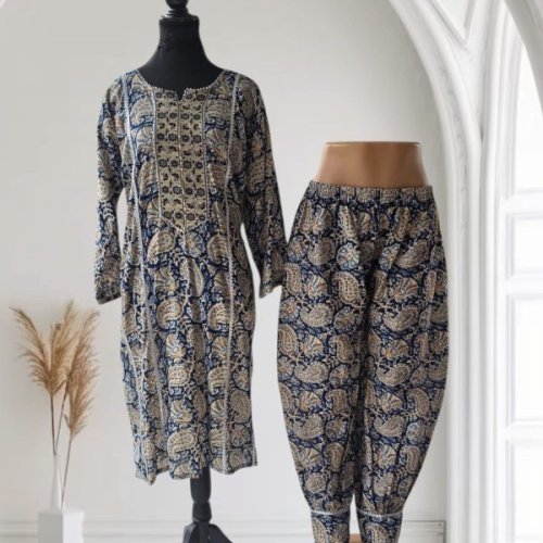 Blur Printed Cotton Kurti Pant Set