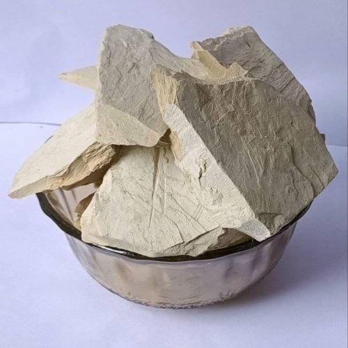 Raw Multani Mitti Lumps