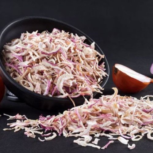 Dehydrated Red Onion Flakes