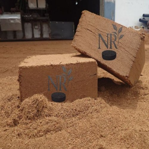 Brown Coco Peat Blocks