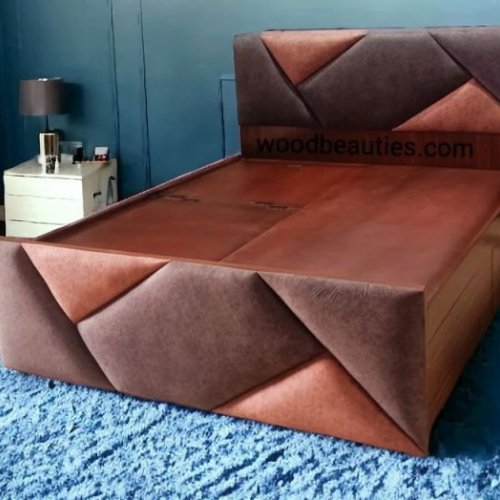 Classic Queen Bed with Cushioned Backrest