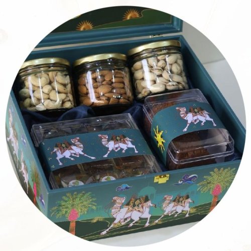 Royal Elegant Gift Box