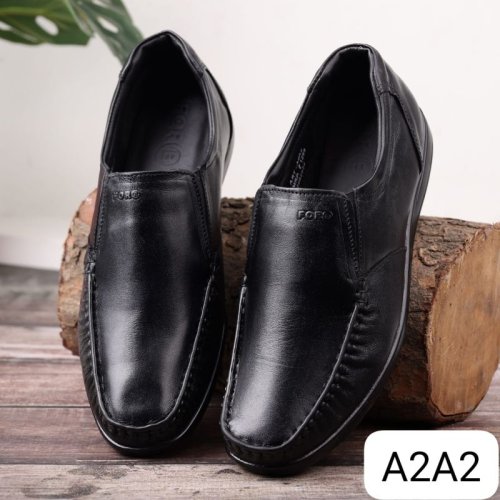 FORB Mens Black Moc-Toe Loafers