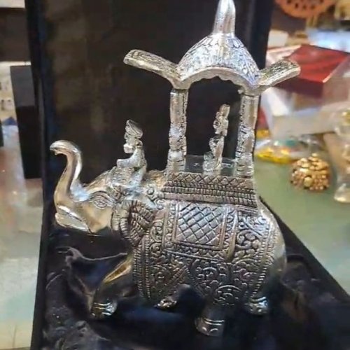 Decorative Metal Elephant Showpiece