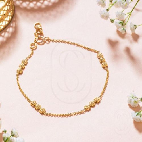 Gold Single Line Moti Design Bracelet