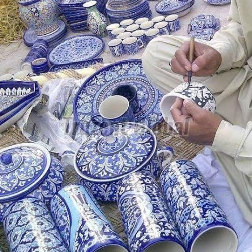 Traditional Glazed Ceramic Dining Set