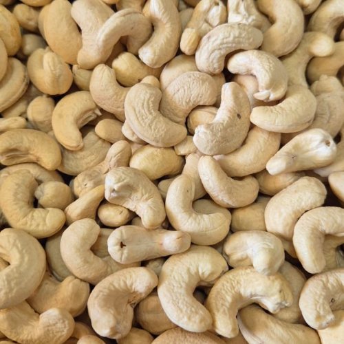 Loose W450 Cashew Nuts