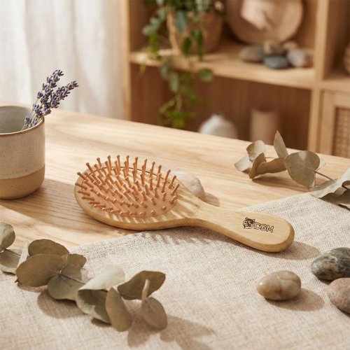 Dgm Bamboo Oval Aura The Daily Glow Brush