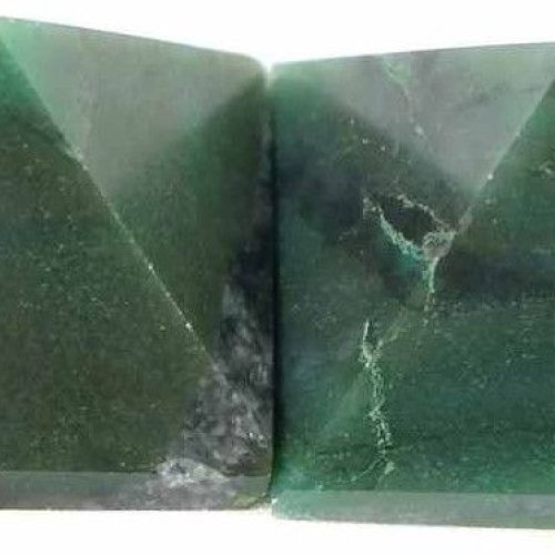 Green Jade Healing Stone Pyramid