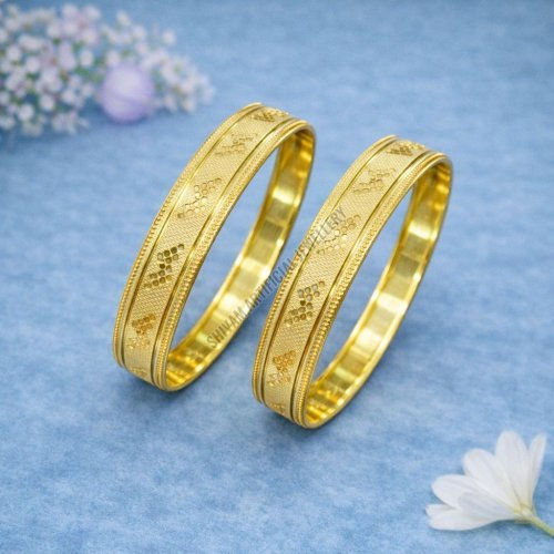 Floral Texture Traditional Gold Tone Bangles