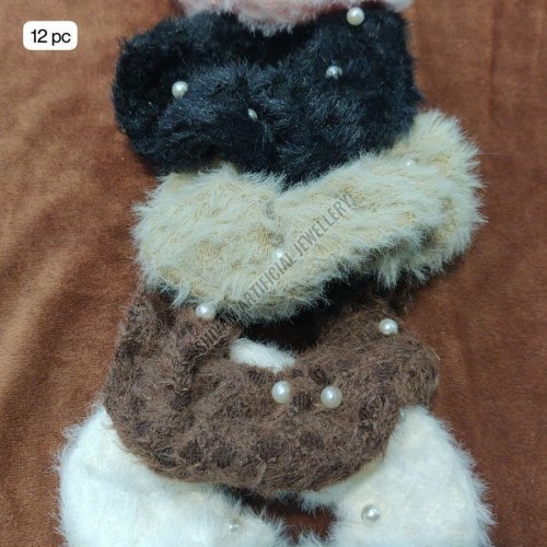 Pearl Fur Hair Scrunchie