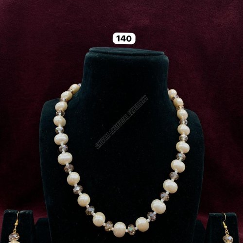 Pearl Necklace Set with Crystal Beads