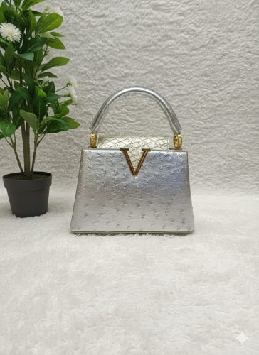 Luxury Handbag V Bag