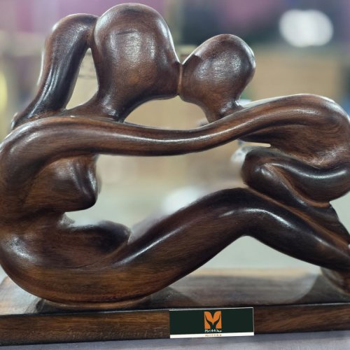 Mother Kishing Son Wooden Model Home Decor Statue