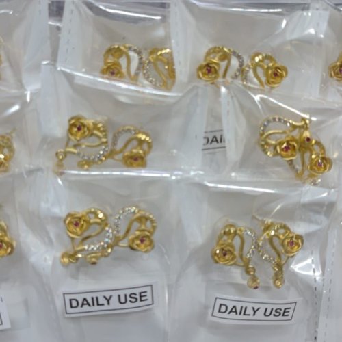 Ladies Daily Use Earrings