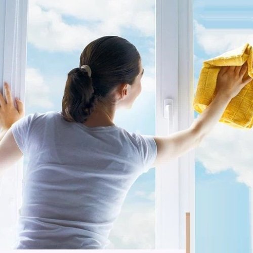 Crystal Glass Cleaner