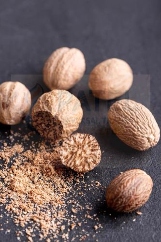 Dried Whole Nutmeg