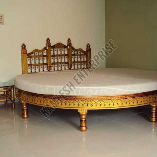 Durable Wooden Round Bed