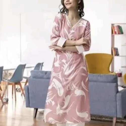 Floral Print V Neck Kurti Set