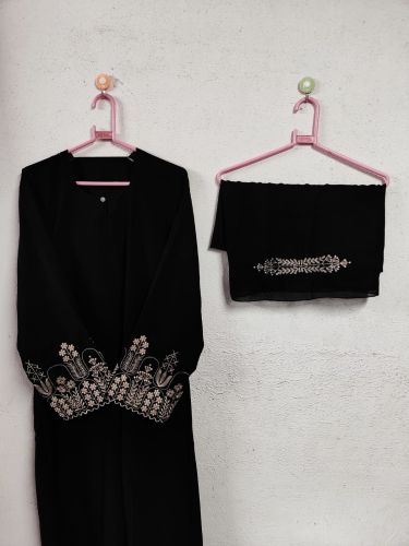 Embroidery Sleeve Abaya Burkha