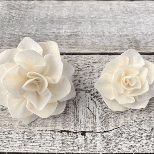 Abigail Sola Wood Flower
