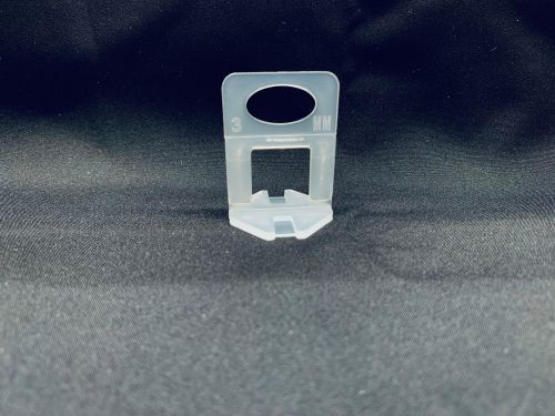 3mm White PVC Tile Equalizer Chip