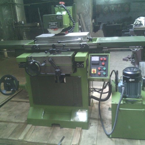 Surface Grinding Machine